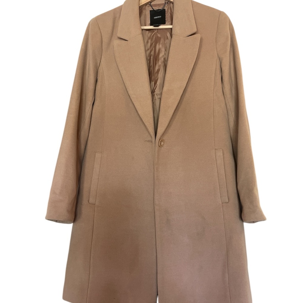Elegant Tan Women's Coat